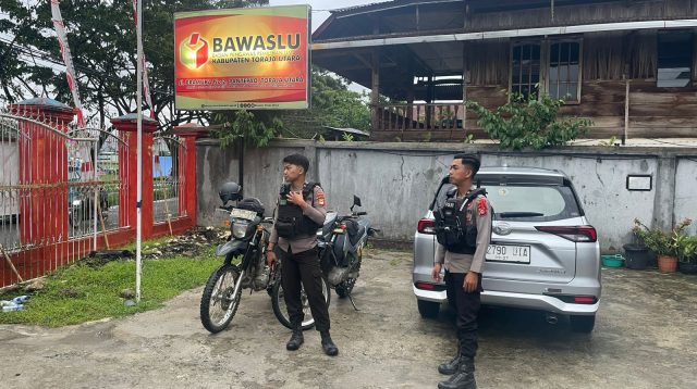 Sat Samapta Polres Toraja Utara Gelar Patroli Dialogis Ke Kantor KPU Dan Bawaslu