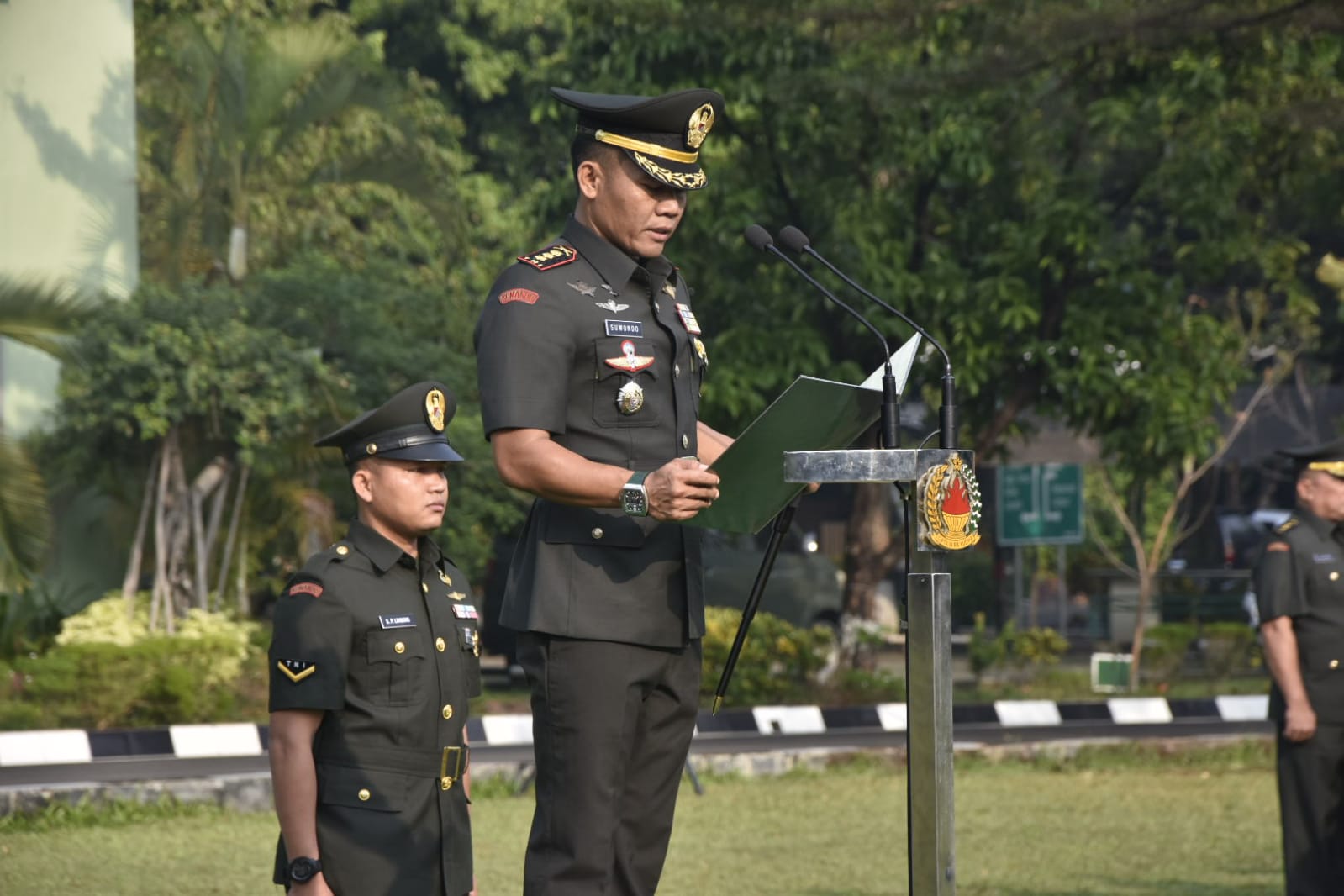 Danrindam Jaya Resmi Menutup Pendidikan Kejuruan Tamtama Infanteri Abit Dikmata TNI AD Gel. I TA. 2023