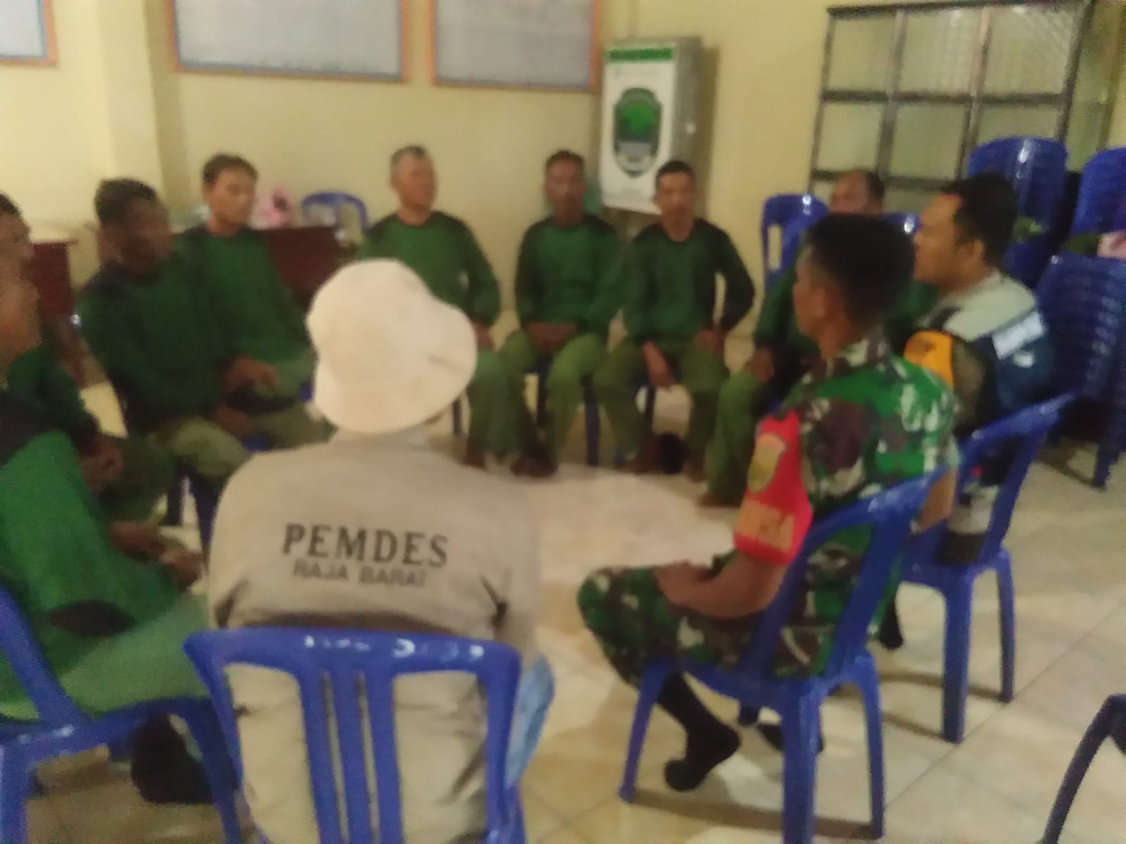 Polsek Tanah Abang Gelar Jumat Curhat di Desa Raja Barat