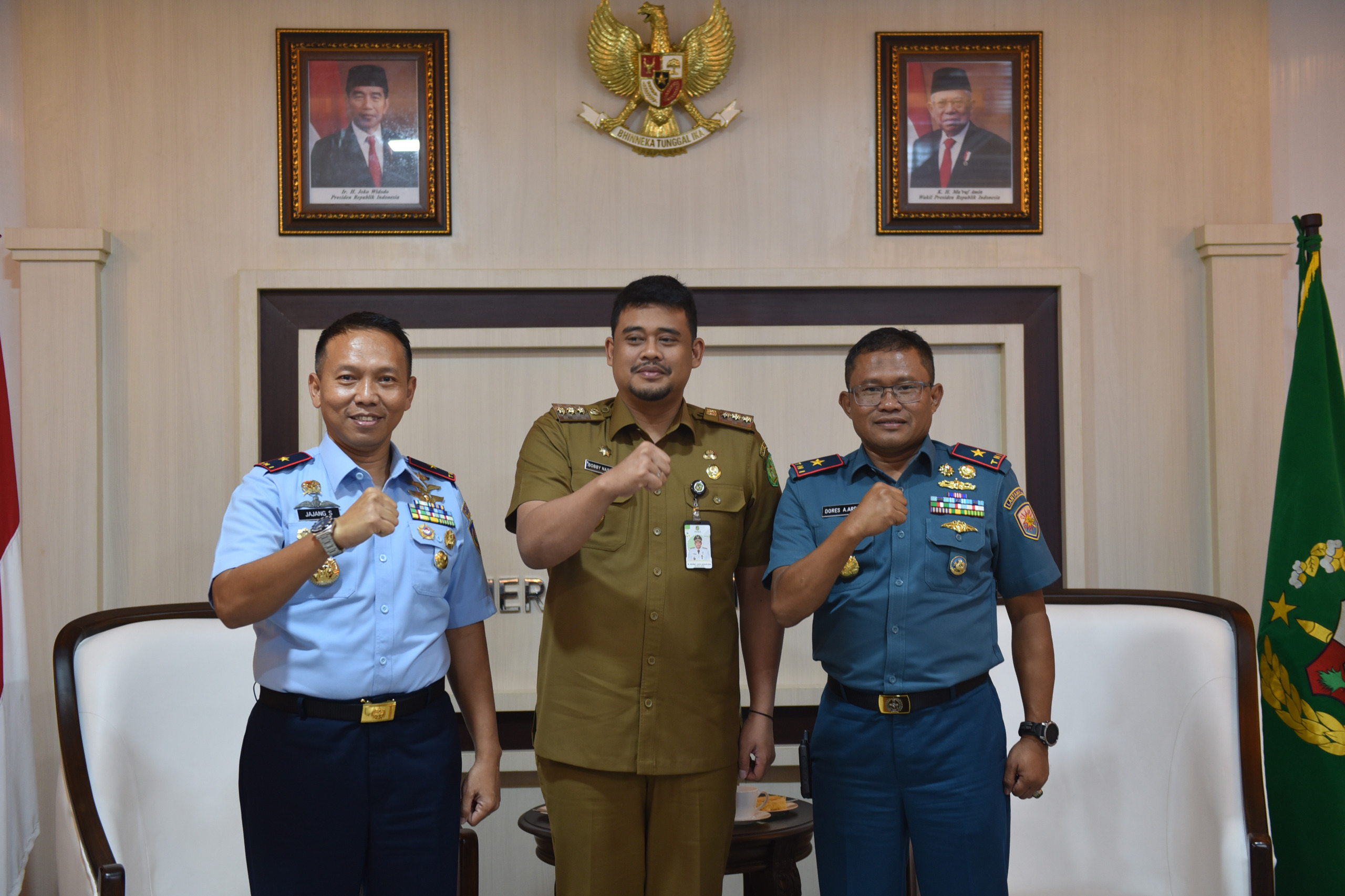 Danlantamal I Bersama Dankosek I Medan Laksanakan Kunjungan Ke Kabinda Sumut dan Walikota Medan