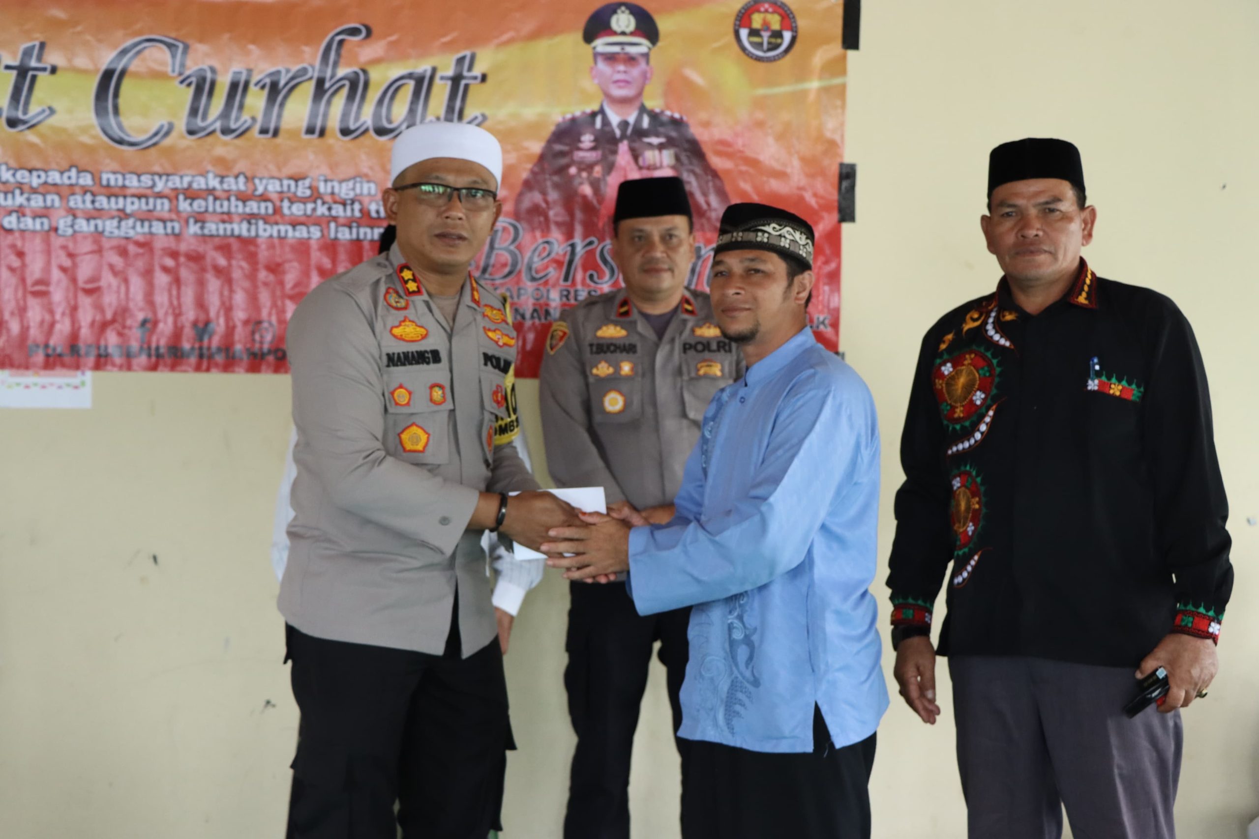 Polres Bener Meriah Gelar Jumat Curhat Bersama Warga Kampung Kenawat Redelong