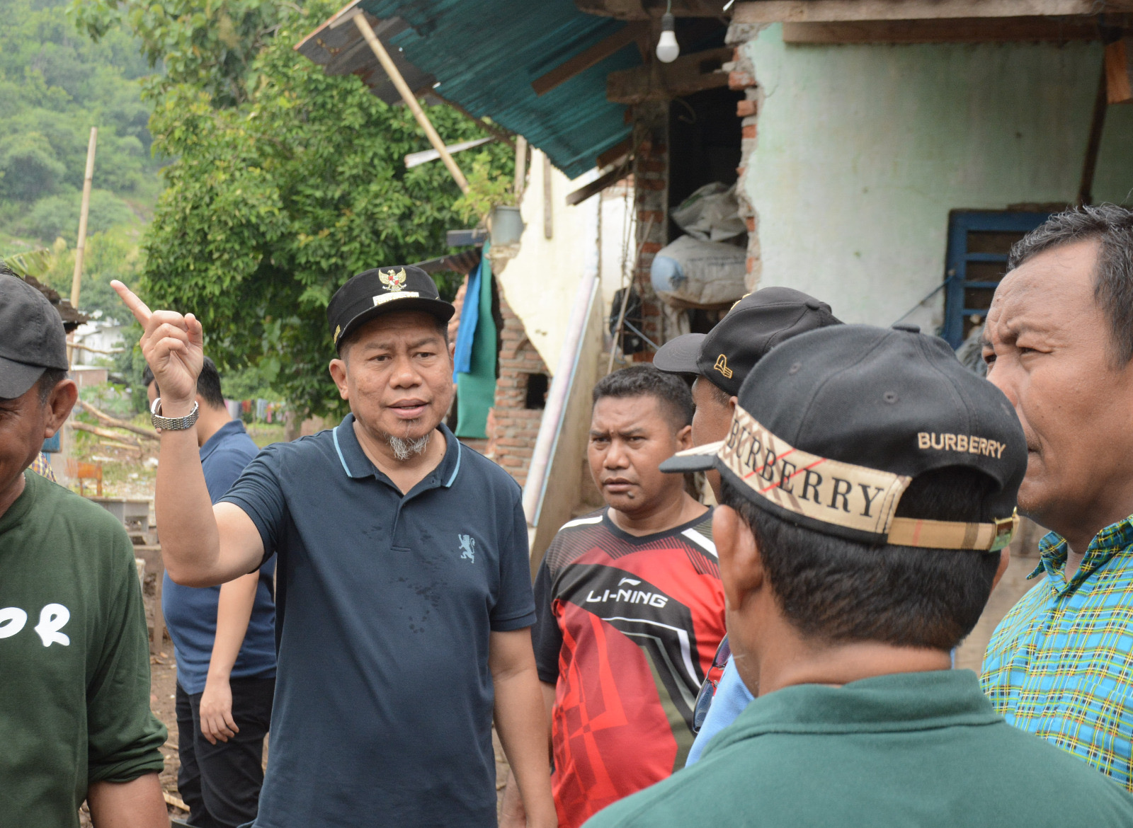 Banjir Melanda Warga Manggemaci Pj Wali Kota Bima Respon Cepat Dengan Tanggap Darurat