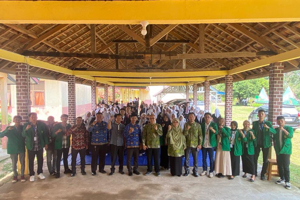 Universitas Muhammadiyah Palembang Laksanakan Sosialisasi KKN di SMAN 1 Payaraman Ogan Ilir Tentang Narkoba, Bullying dan Edukasi Dunia Kampus