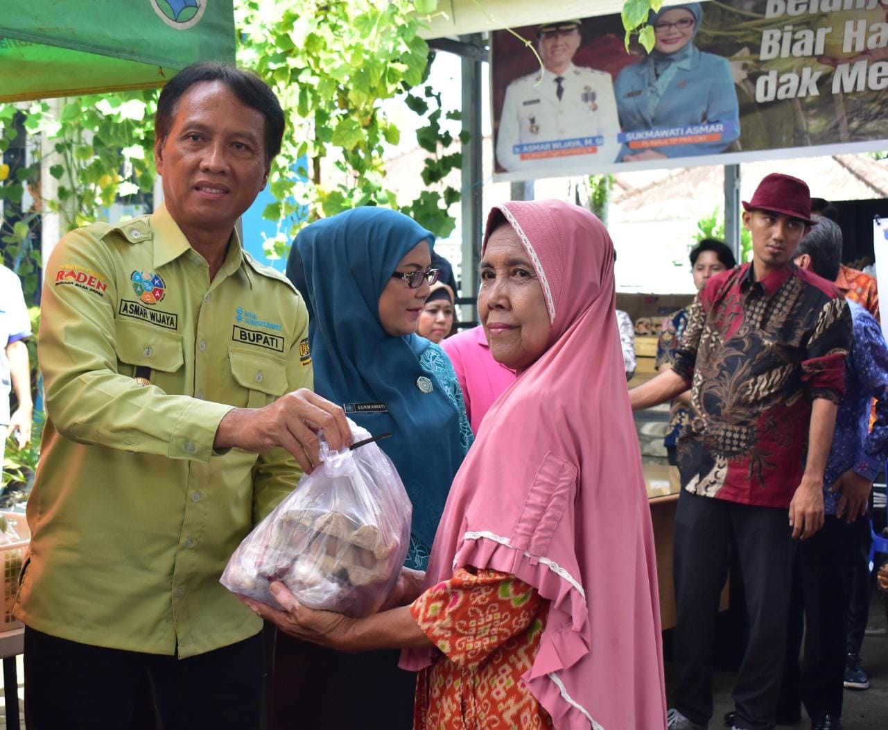 Gencarkan Pasar Murah, Kendalikan Harga