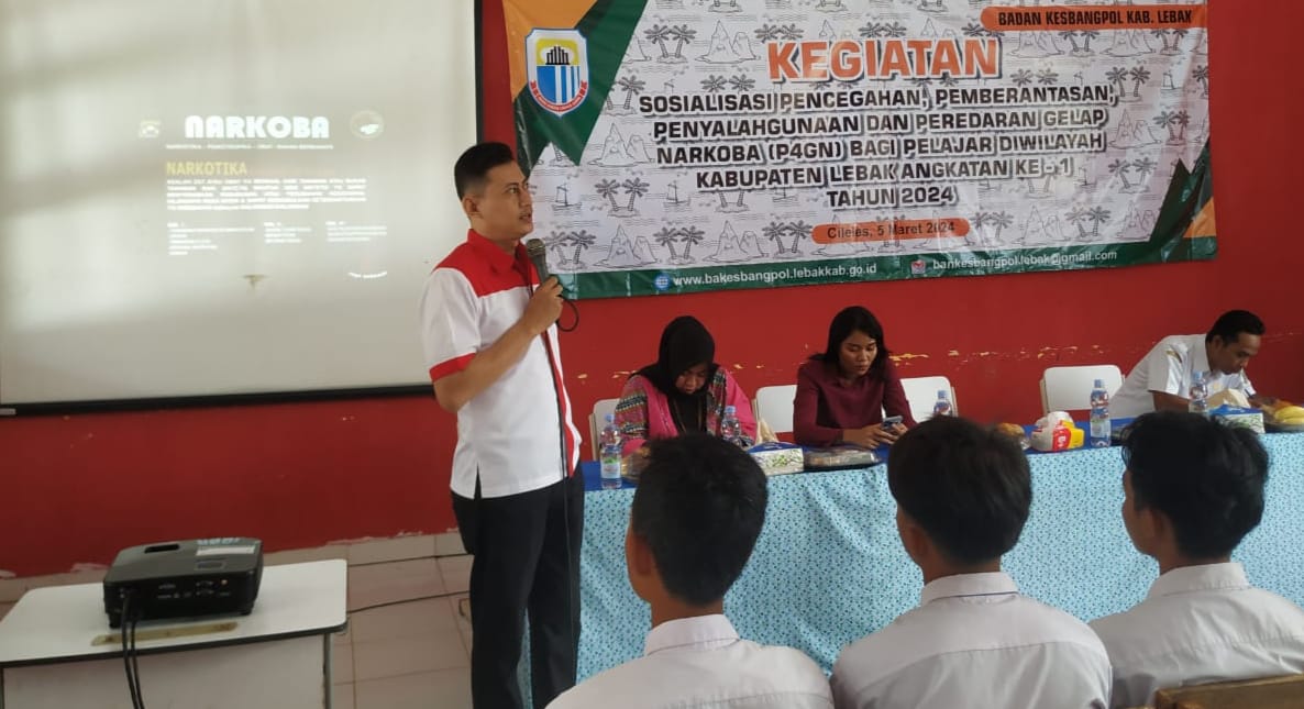 Sat Narkoba Polres Lebak Giat Sosialisasi Penyuluhan P4GN di SMAN 1 Cileles