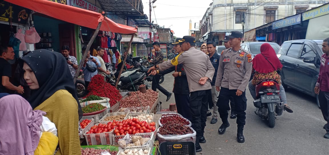 Wakapolres Bener Meriah Cek Ketersediaan Sembako Dan Harga Kebutuhan Pokok