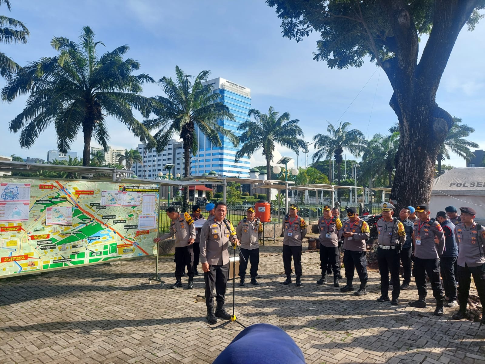 Polri Terjunkan 1.459 Personel Gabungan, Amankan Aksi Unjuk Rasa Beberapa Elemen Masyarakat di Depan Gedung DPR/MPR RI