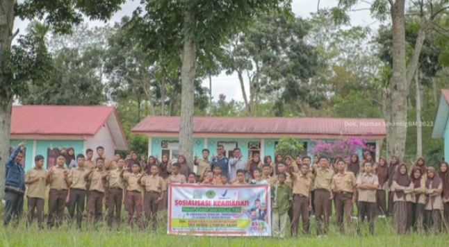 Upaya Pencegahan Tindakan Bullying Melalui Inovasi Aplikasi Portal Smantig & Pembentukan TPPK di SMA Negeri 3 Timang Gajah, Bener Meriah, Aceh