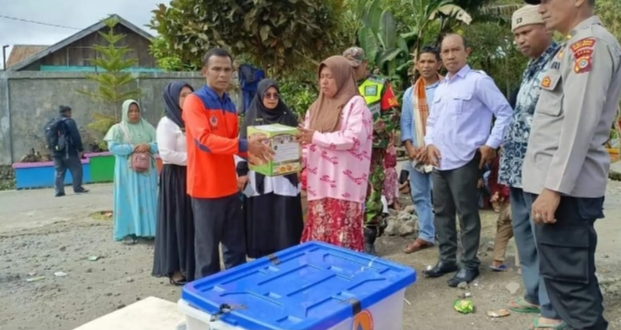 Pemkab Bener Meriah Salurkan Bantuan Masa Panik Untuk Korban Kebakaran Di Kampung Kala Tenang