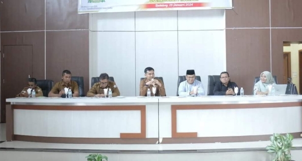 Pj. Sekda Khairmansyah, S.IP.,M.Sc Membuka Secara Resmi Forum Konsultasi Publik Terkait SP Dan SOP