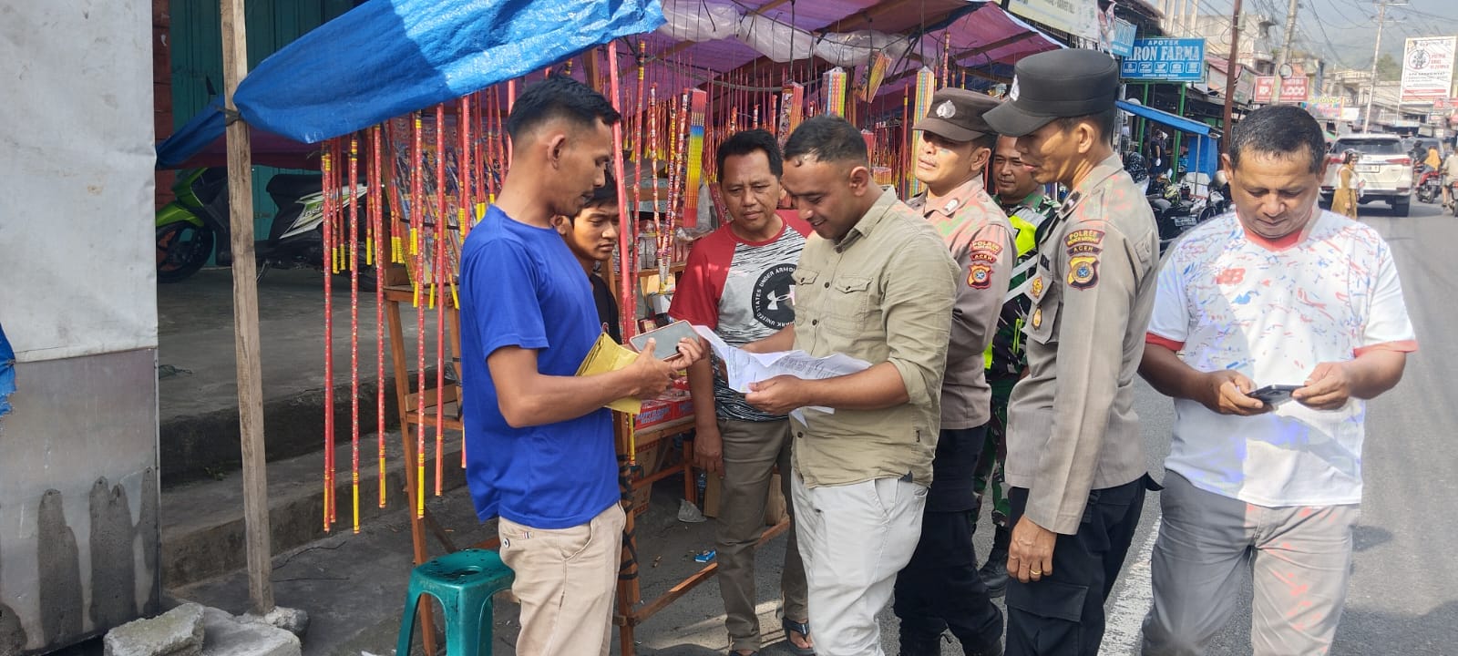 Cegah Pesta Petasan Pada Malam Takbiran, Polres Bener Meriah dan Polsek Jajaran Tertibkan Pedagang Petasan