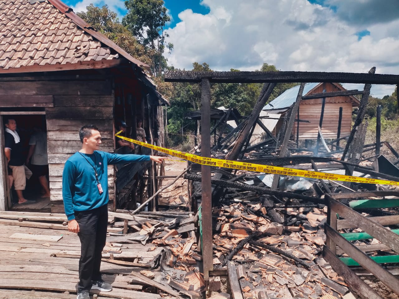 Satu Rumah di Desa Tempirai Selatan Hangus Dilalap Si Jago Merah