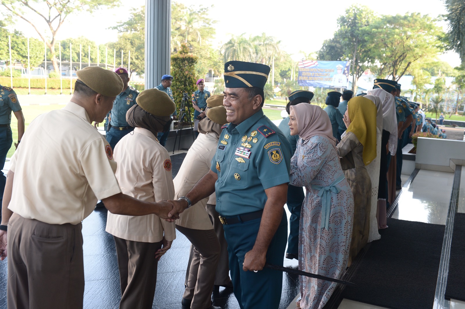 APEL KHUSUS DAN HALAL BIHALAL PERSONIL DAN PASIS SESKOAL.