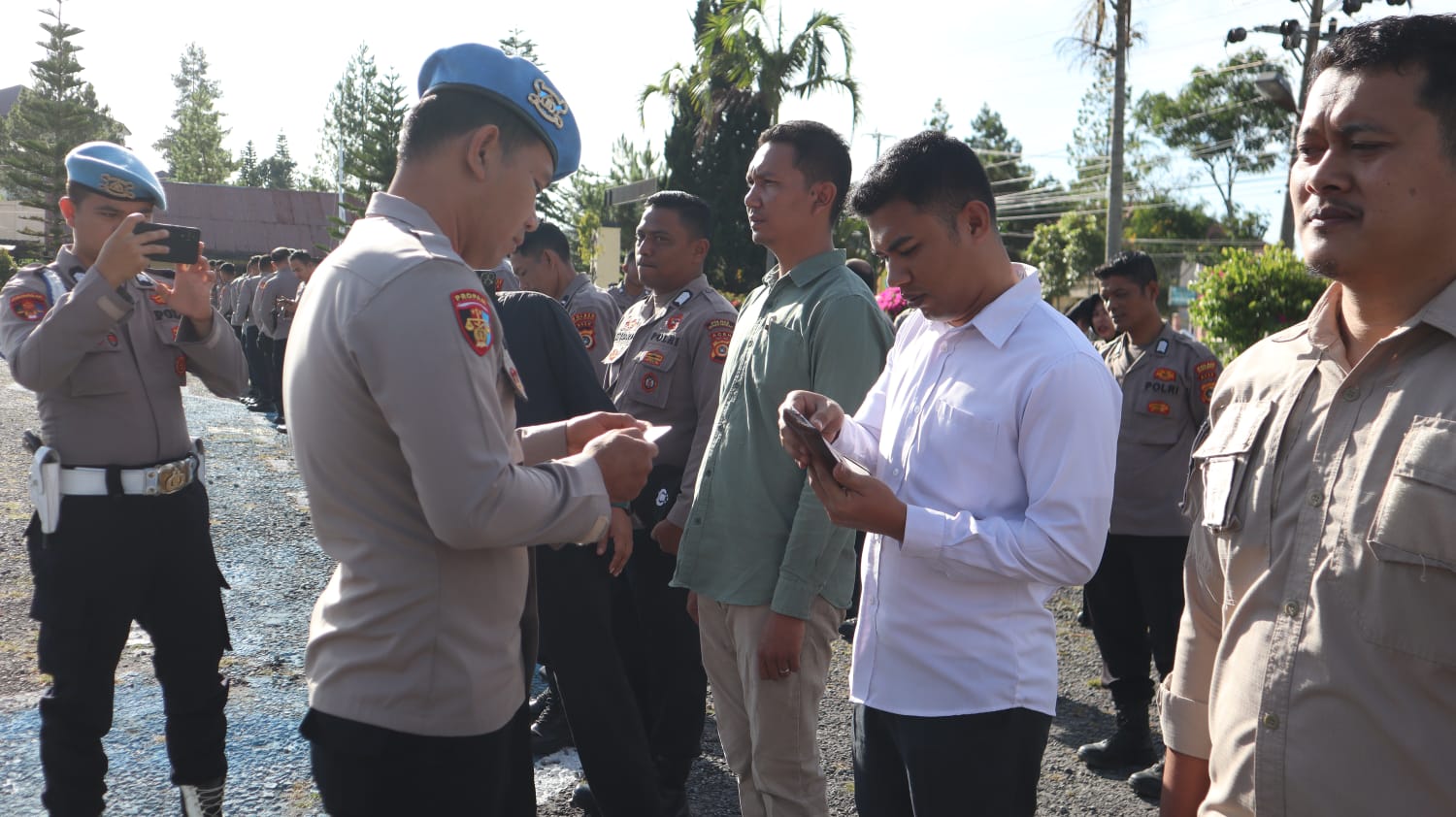 Kapolres Bener Meriah Pimpin Langsung Pemeriksaan Sikap Tampang Personel