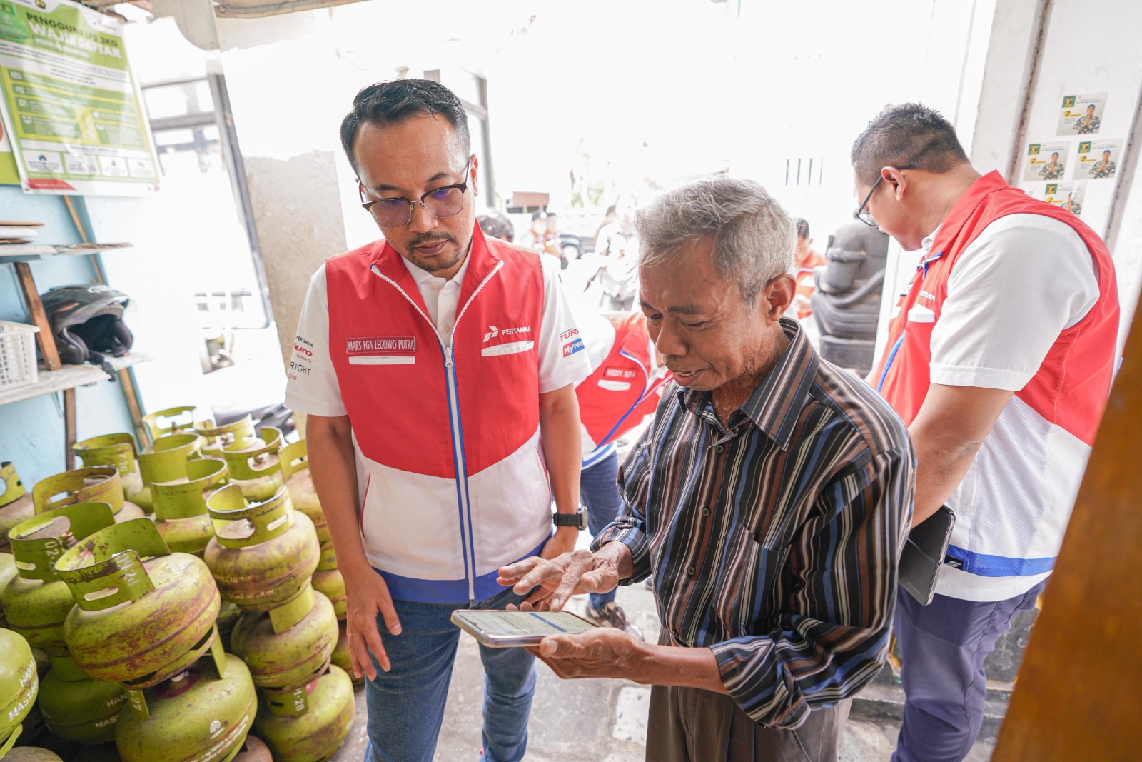 Tingkatkan Layanan Pendataan Pengguna LPG 3 kg, Pertamina Patra Niaga Siapkan Pencatatan Digital di Pangkalan Per 1 Juni 2024