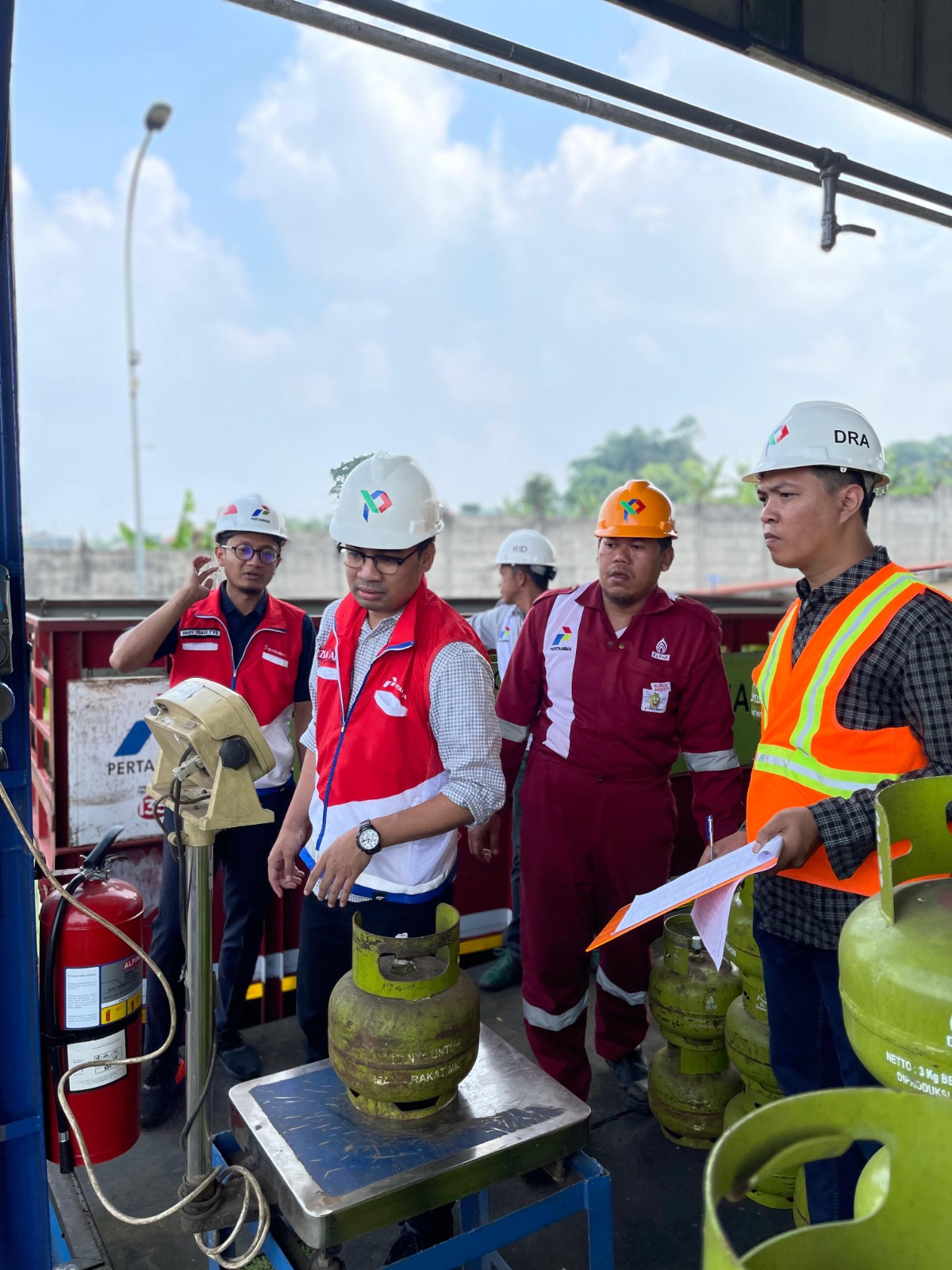 Pertamina Patra Niaga Komitmen Awasi Pengisian LPG di SPBE dan SPPBE di Wilayah Sukabumi