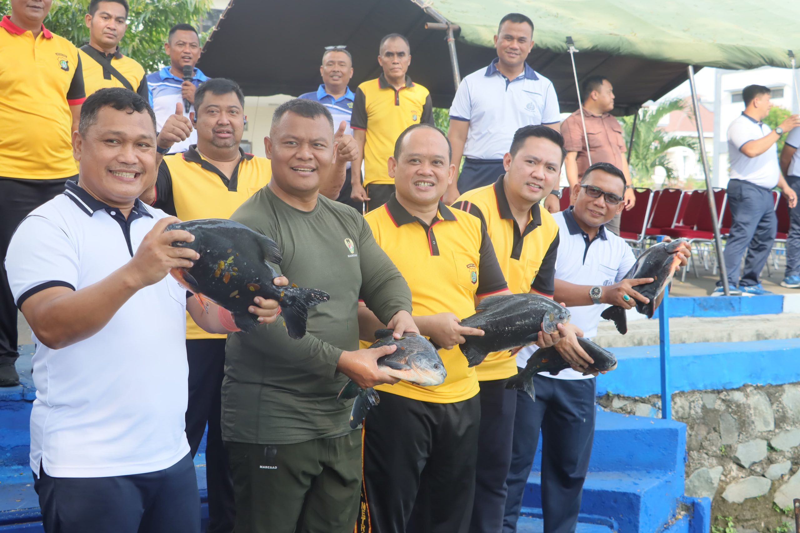 Puspomal Sambut HUT Bhayangkara ke-78 dengan Senam dan Mancing Bersama