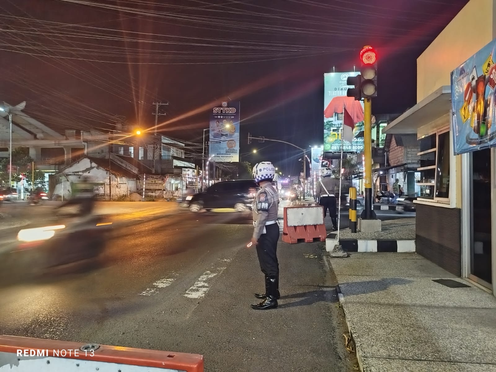 Ciptakan Rasa Aman, Satlantas Polres Kediri Tingkatkan Patroli Blue Light dan Pengaturan Lalu Lintas Malam Hari