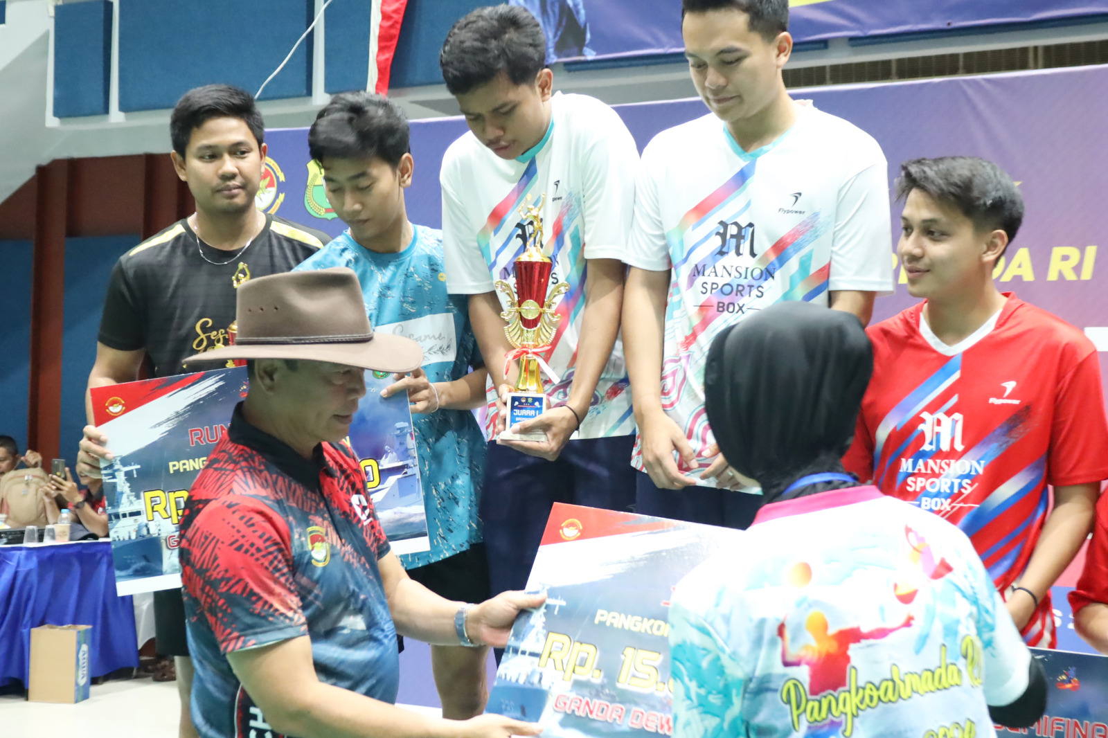 DANLANTAMAL III JAKARTA HADIRI ACARA PENUTUPAN PANGKOARMADA RI OPEN BADMINTON TAHUN 2024