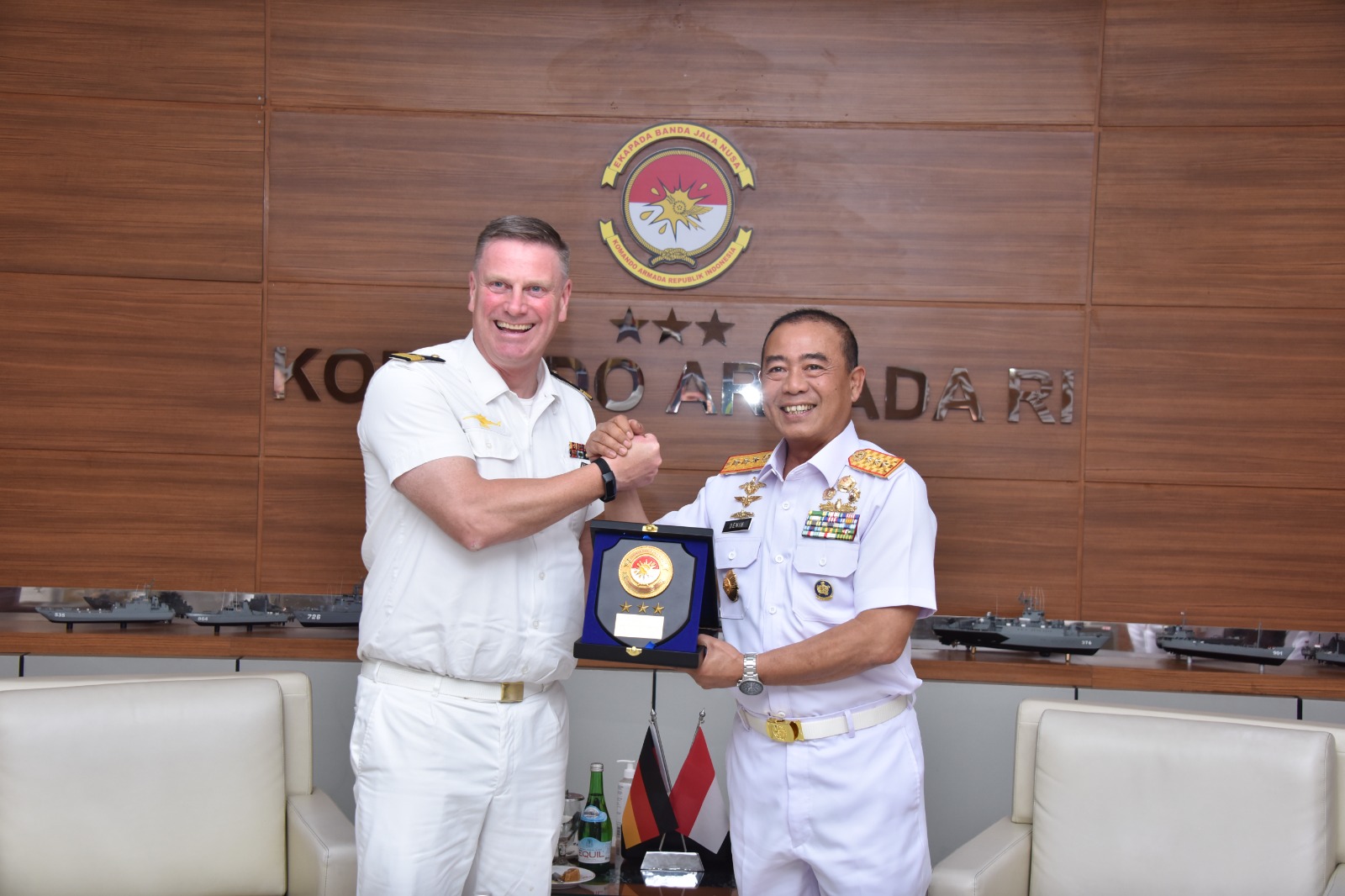 Pangkoarmada RI Terima Courtesy Call Commander Flotila 2 German navy