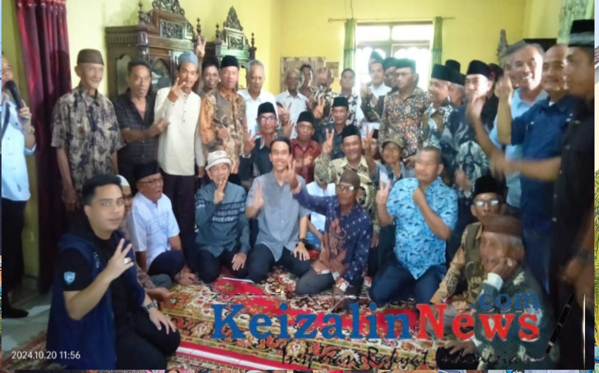 Masyarakat Desa Kandis Antusias Menyambut Kedatangan Calon Bupati OKI, H. Muchendi 