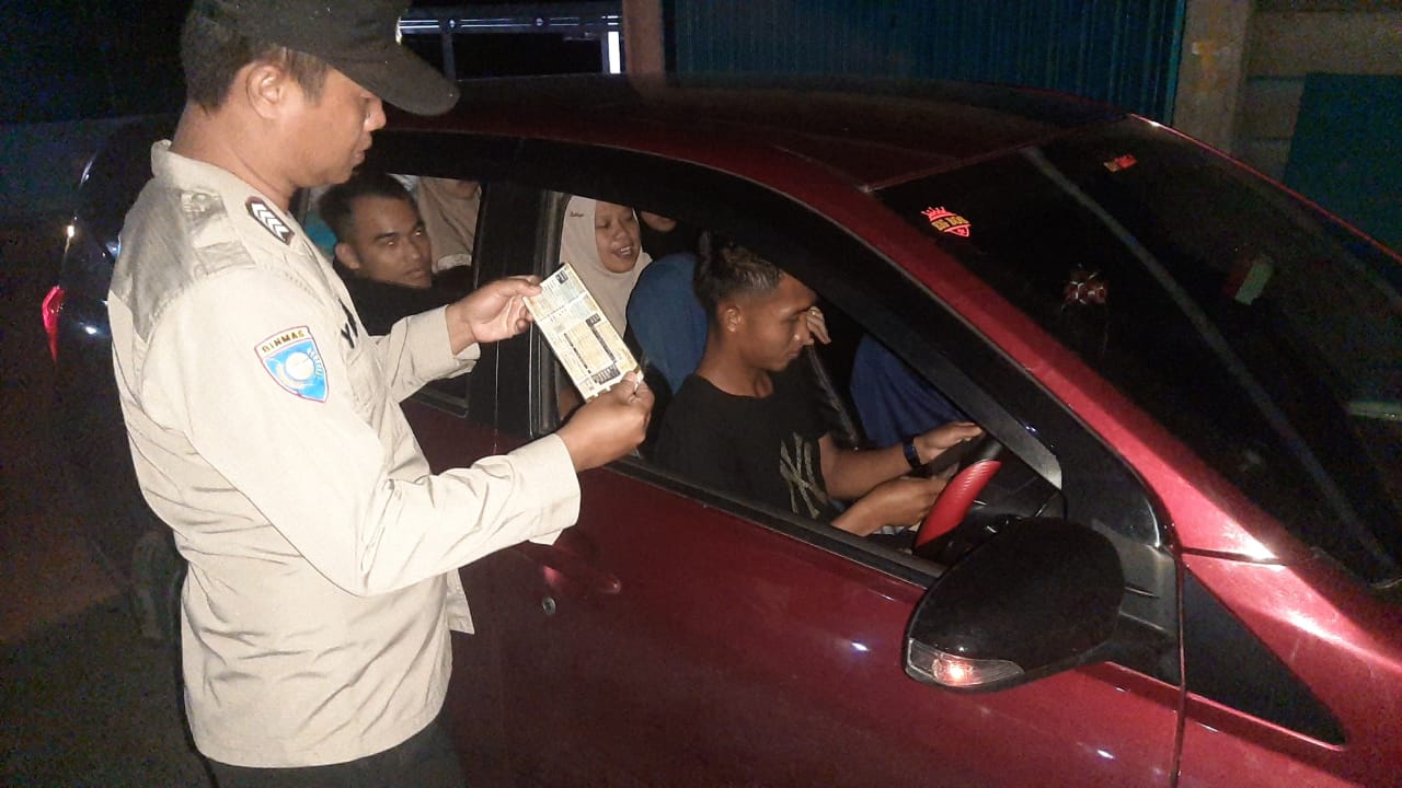 Polsek Tanah Abang Gelar Razia Malam untuk Ciptakan Keamanan Akhir Pekan