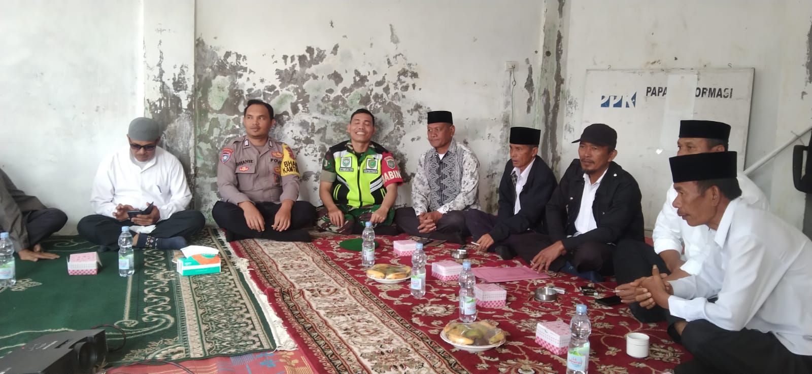 Babinsa Koramil 02 / Bebesen Hadiri Acara Musrenbang Desa