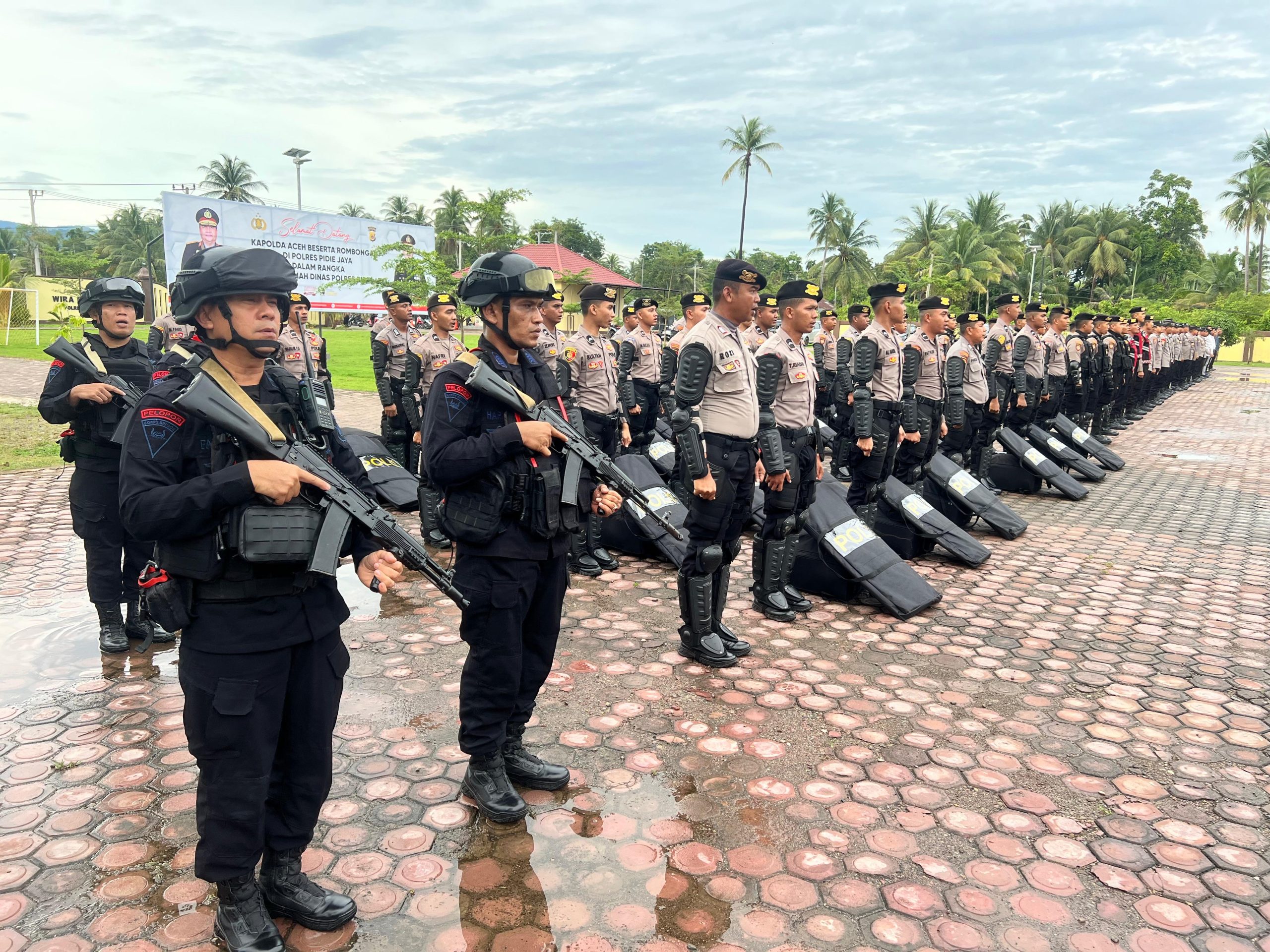 Polres Pidie Jaya Siagakan Peleton Power On Hand untuk Kawal Pilkada 2024 yang Kondusif