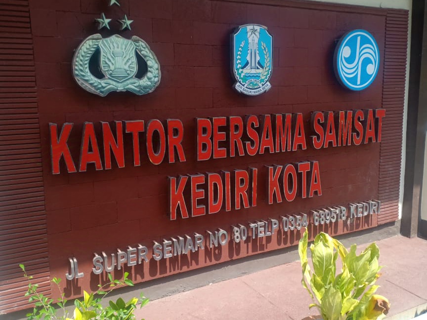 Terbukti ! Samsat Kediri Kota Berikan Pelayanan Terbaik dan Sesuai SOP