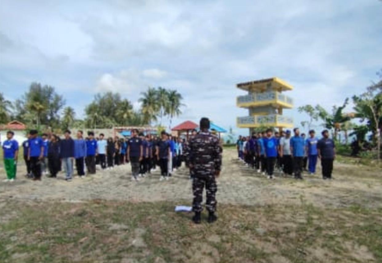 Lanal Bintan Apresiasi Kemah Maritim Yang Diselenggarakan Oleh Mahasiswa Fakultas Kelautan Umrah