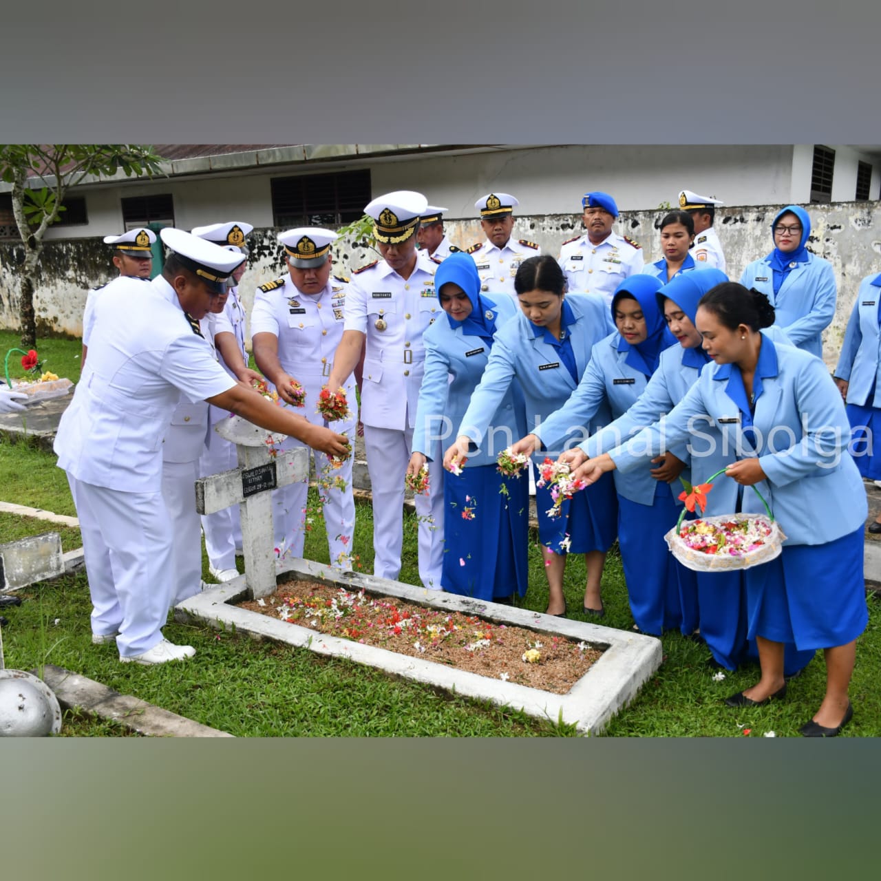 Sambut Hari Armada RI, Prajurit dan Jalasenastri Lanal Sibolga Laksanakan Ziarah di TMP, Anjangsana Kepada Warakawuri dan Pelepasan Purna Bhakti