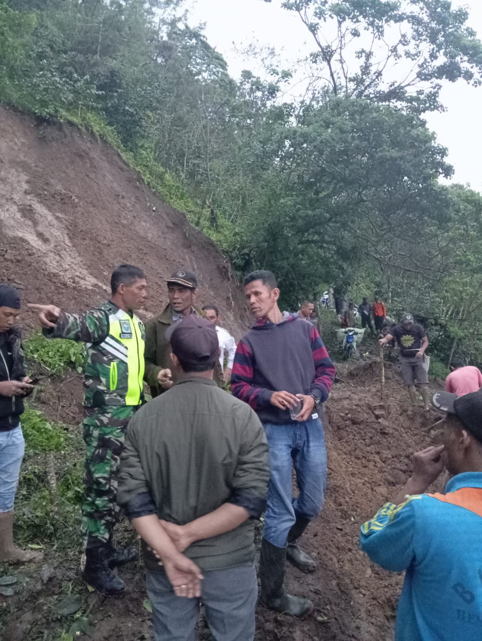 Begini Kronologi Dua Warga Tertimbun Longsor di Bener Meriah.