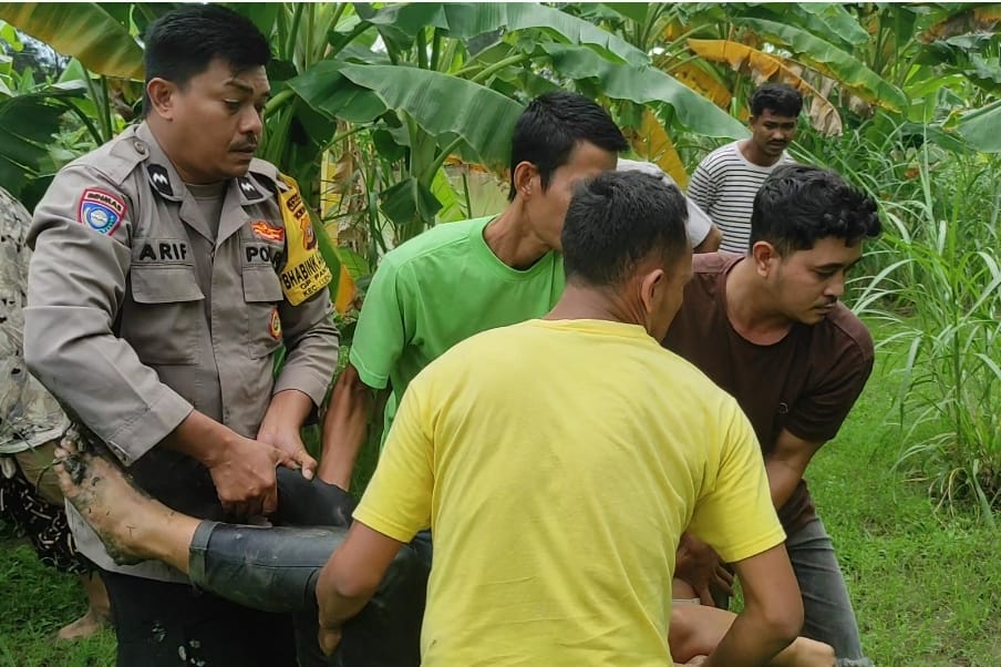 Seorang IRT Nekat Lompat ke Sungai, Diduga Hendak Akhiri Hidup