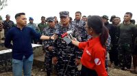 DANLANTAMAL III JAKARTA TERUS PANTAU PEMBONGKARAN PAGAR LAUT DI TANJUNG PASIR TANGERANG BANTEN