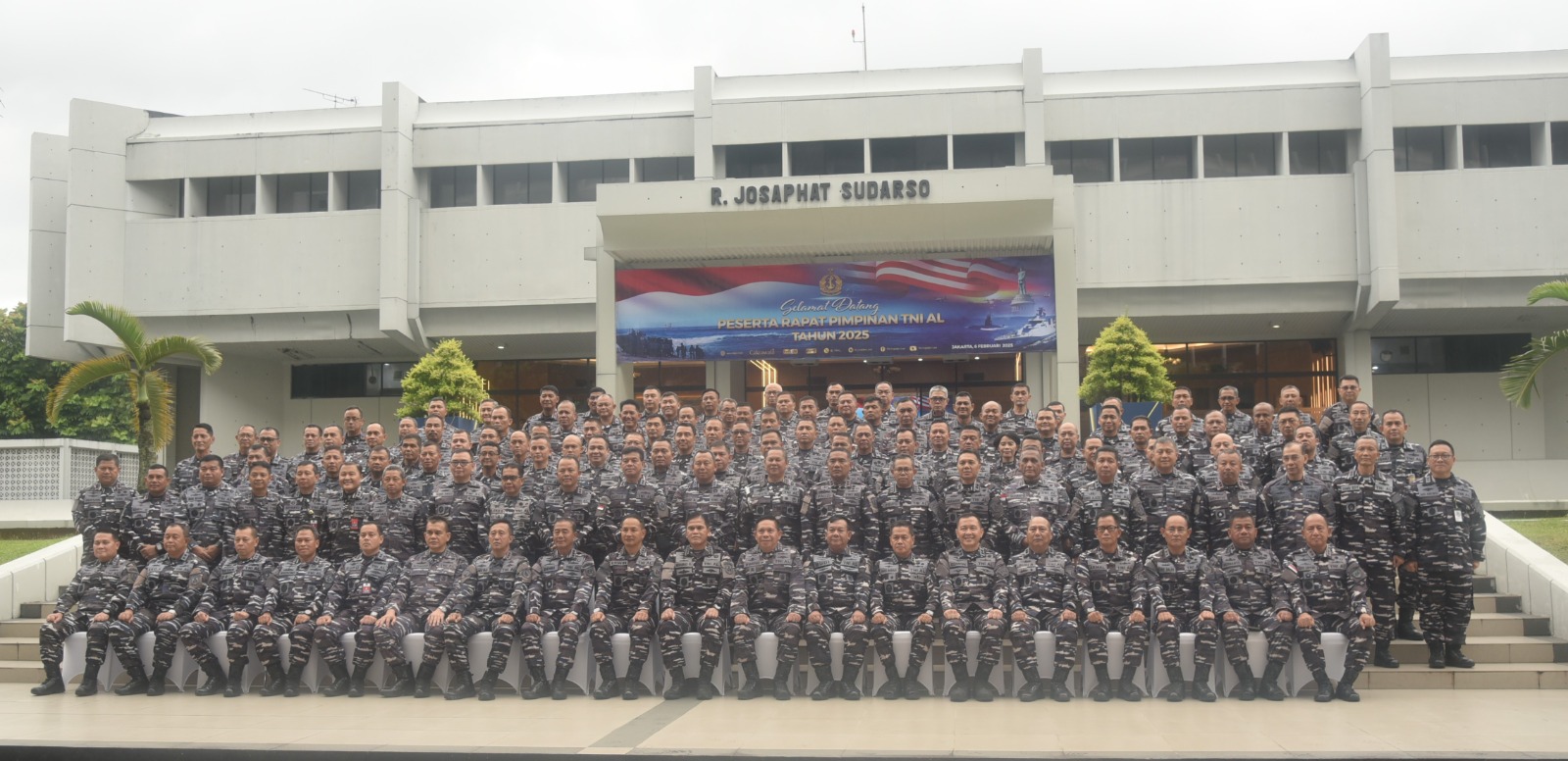 DANSESKOAL HADIRI RAPAT PIMPINAN TNI ANGKATAN LAUT