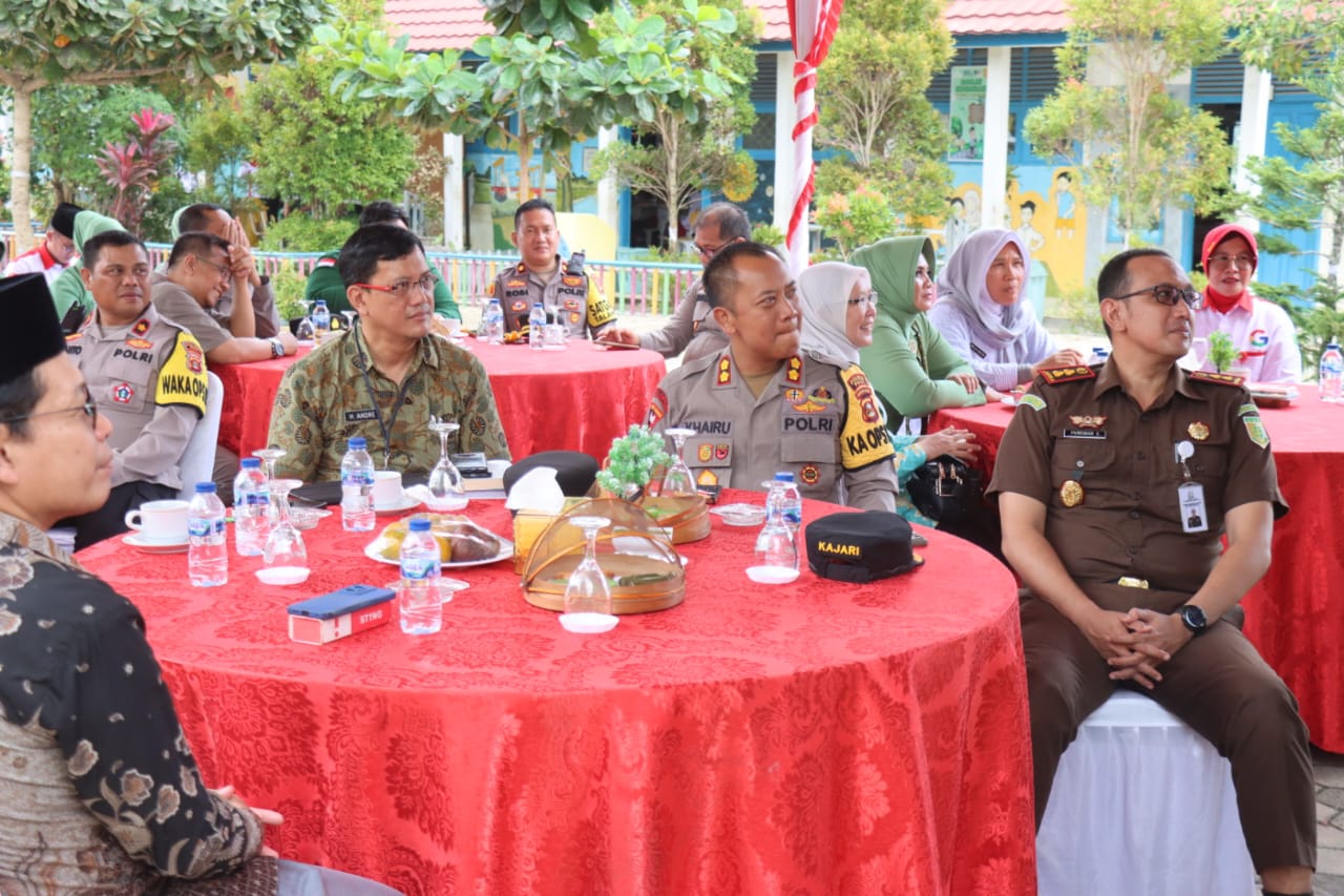 Kapolres PALI Hadiri Program Dapur Masuk Sekolah Kodam II/Sriwijaya  