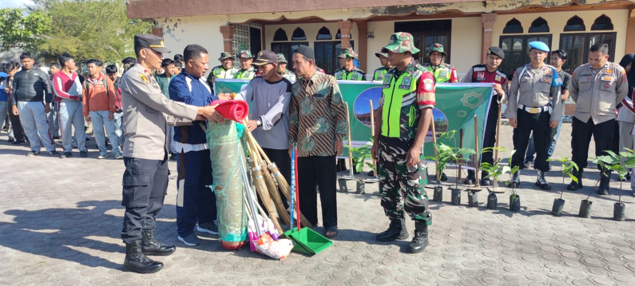 Bakti Sosial Sinergi TNI-POLRI dan Pelajar: Sambut Ramadhan dengan Kepedulian