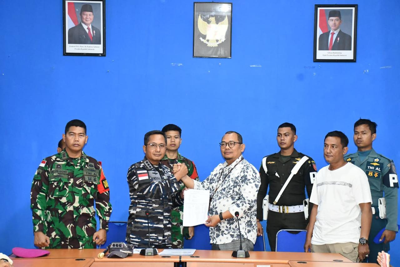 TIM SFQR TNI AL BERSAMA TIM GABUNGAN BERHASIL GAGALKAN UPAYA PENYELUNDUPAN 22 CPMI NON PROOSEDURAL TUJUAN MALAYSIA DI NUNUKAN