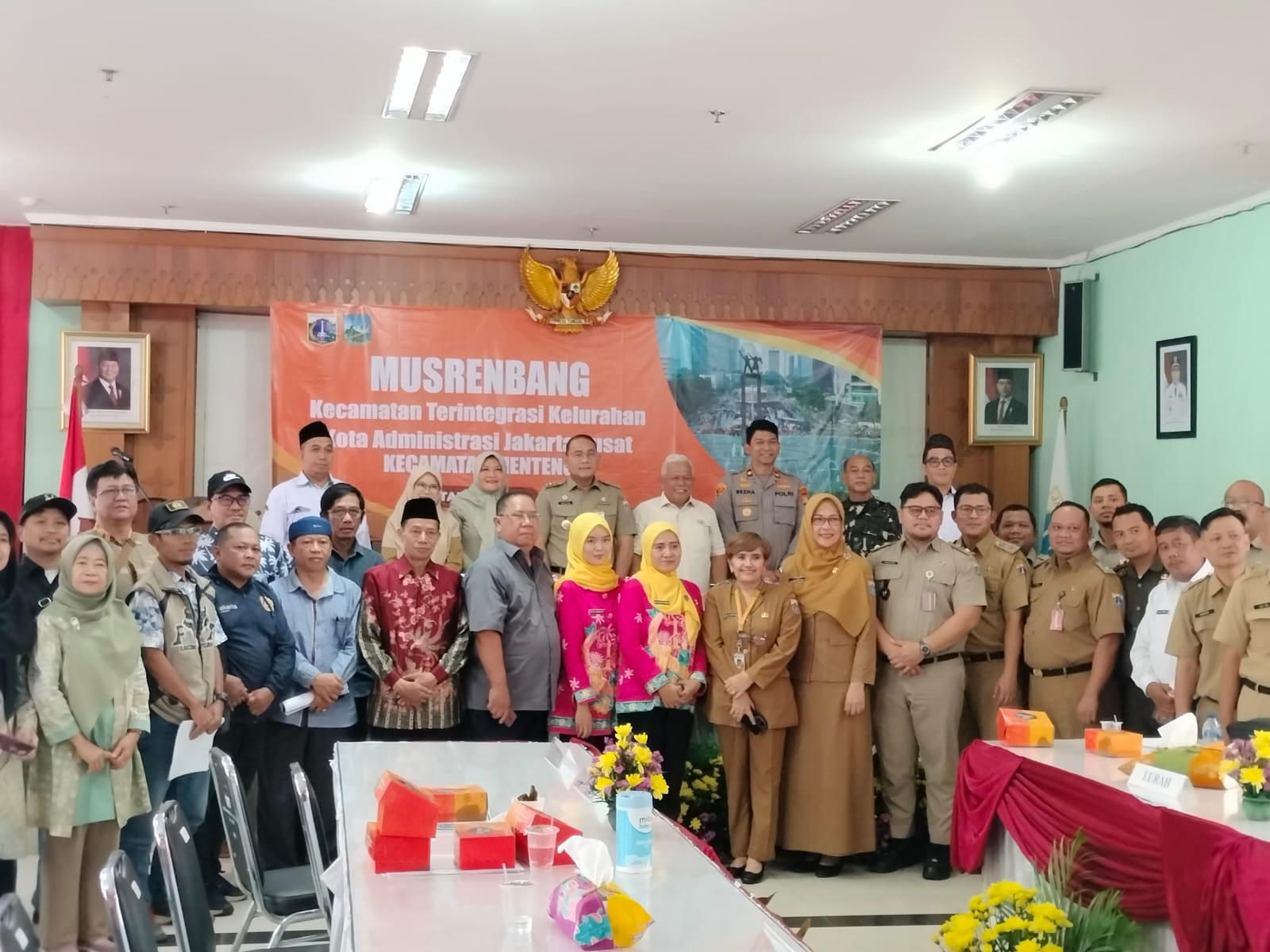 Danramil 01/Menteng Hadiri Kegiatan Penutupan Musrenbang Kecamatan Terintegrasi Musrenbang Kelurahan Tahun 2025