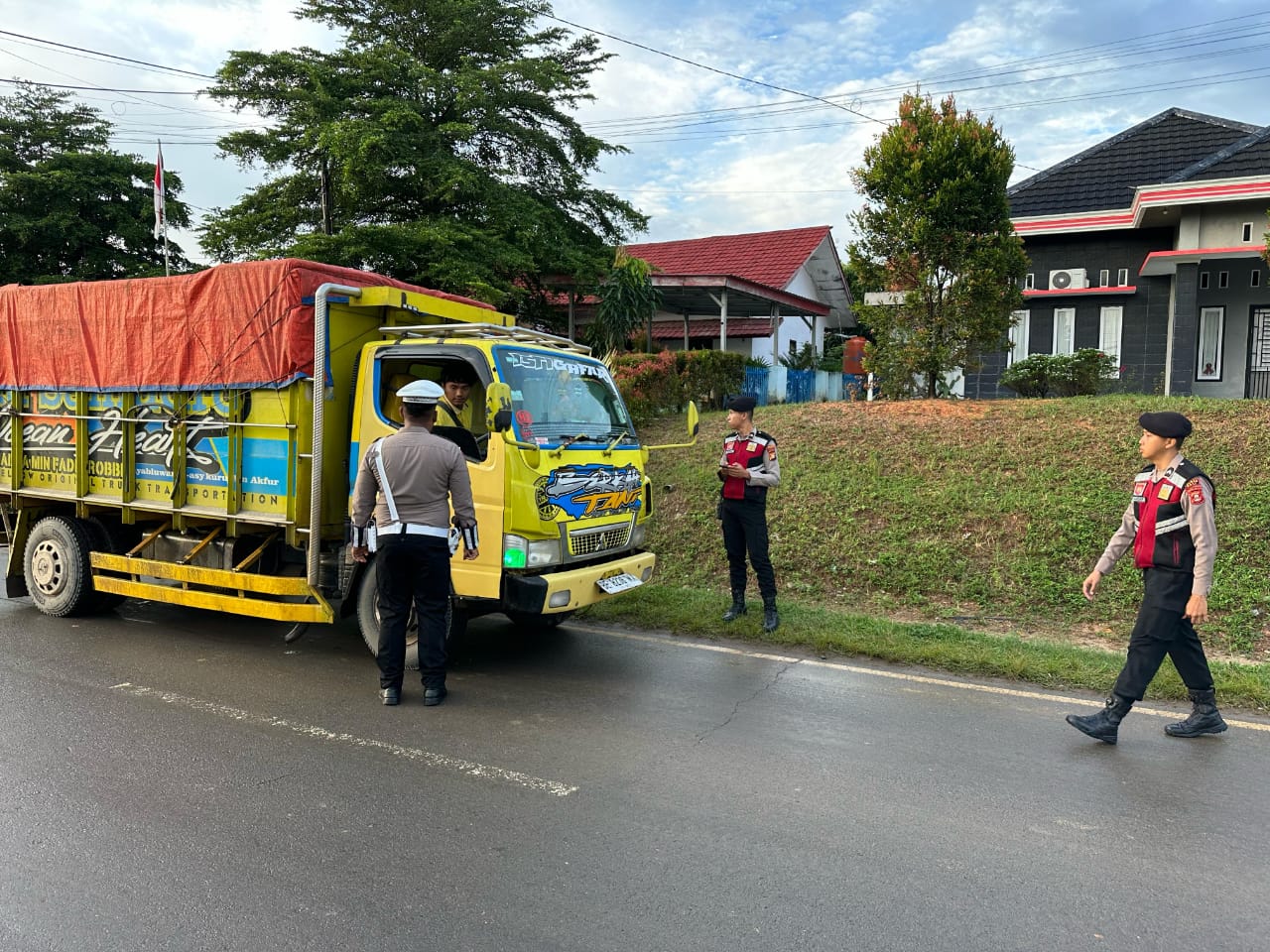 Jaga Situasi Keamanan, Sat Samapta Polres PALI Gelar Patroli 