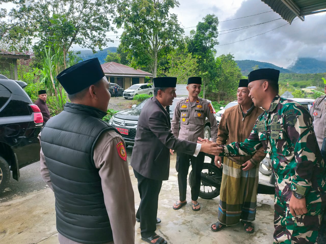 Danramil 05/Linge Dampingi Wakil Bupati Aceh Tengah, Laksanakan Safari Ramadhan 1446 H TAHUN 2025