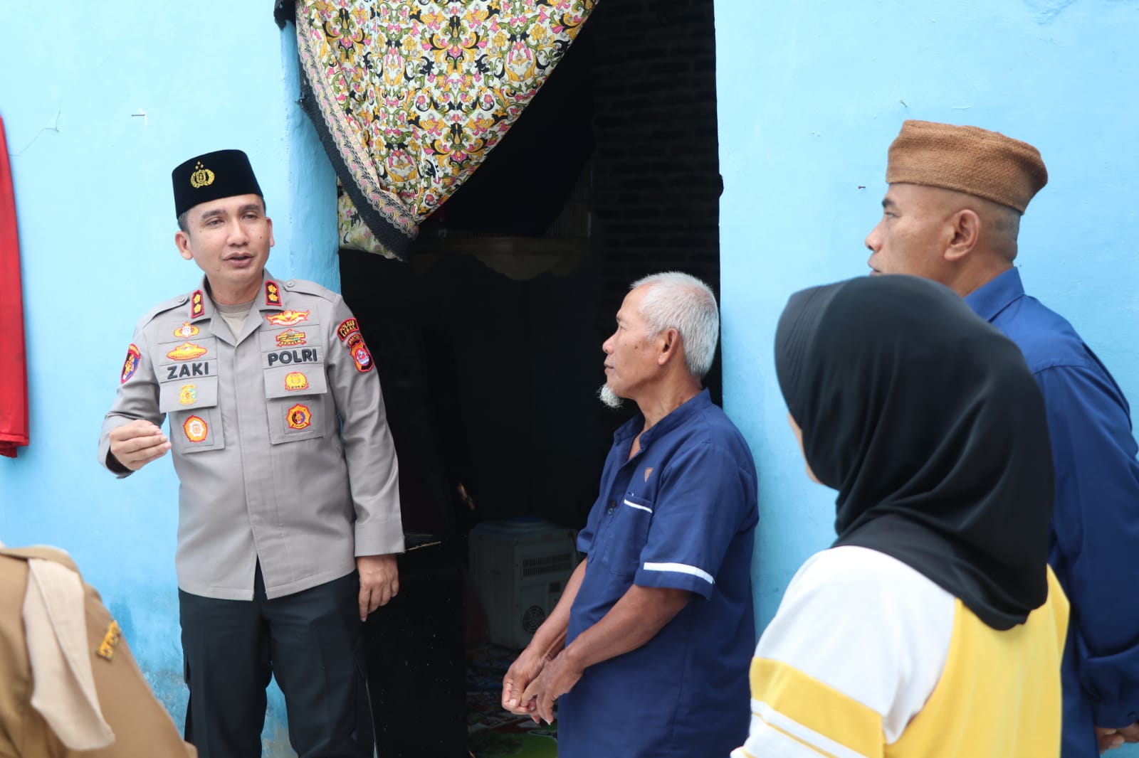 Baksos Polres Lebak, Kapolres Lebak Berikan Bantuan ke korban Atap Rumah Roboh di Nameng