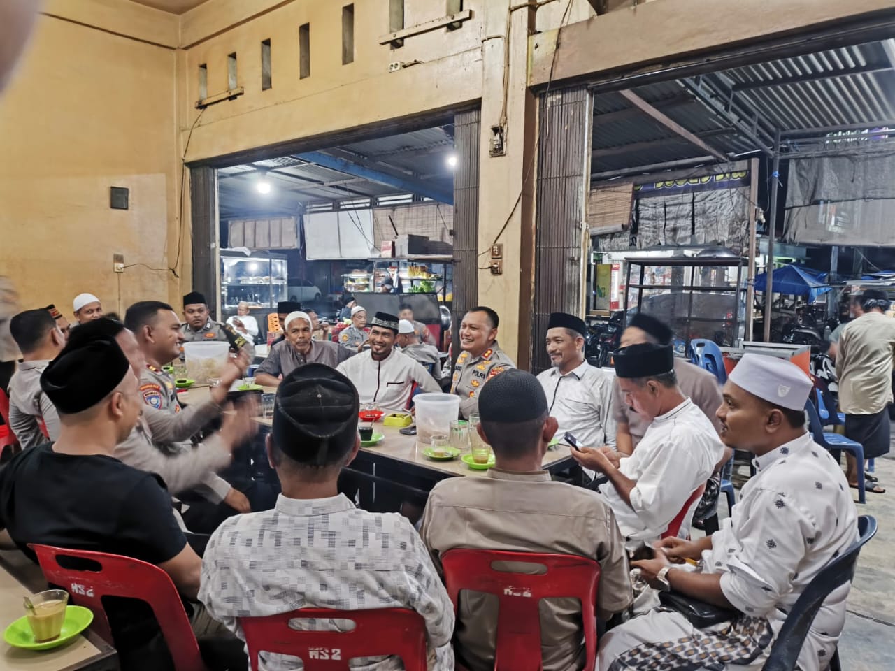 Curhat Ramadhan Suci Bersama Tokoh Masyarakat Dan Tokoh Agama,Kapolres Aceh Besar Ajak Jaga Keamanan di Bulan Ramadhan